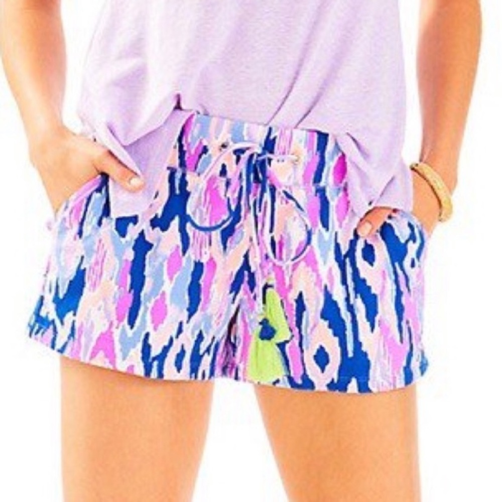 NWT Lilly Pulitzer shorts XS - Picture 1 of 1